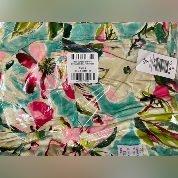 Torrid Supersoft Off Shoulder Skater Dress summer‎ dress floral print 1X 2X 3X - Picture 11 of 12